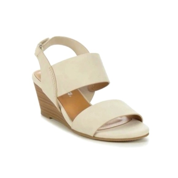 Soda Other - Soda Beige Double Strap Chelsea Wedge Ankle Strap Dress Shoes Toddler Girls 12